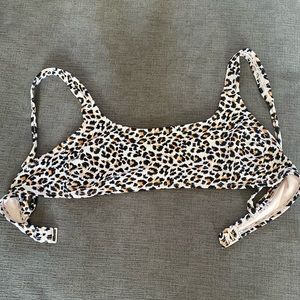 Leopard bikini top • large